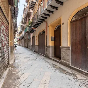  Apartment Vucciria By Wonderful Italy
